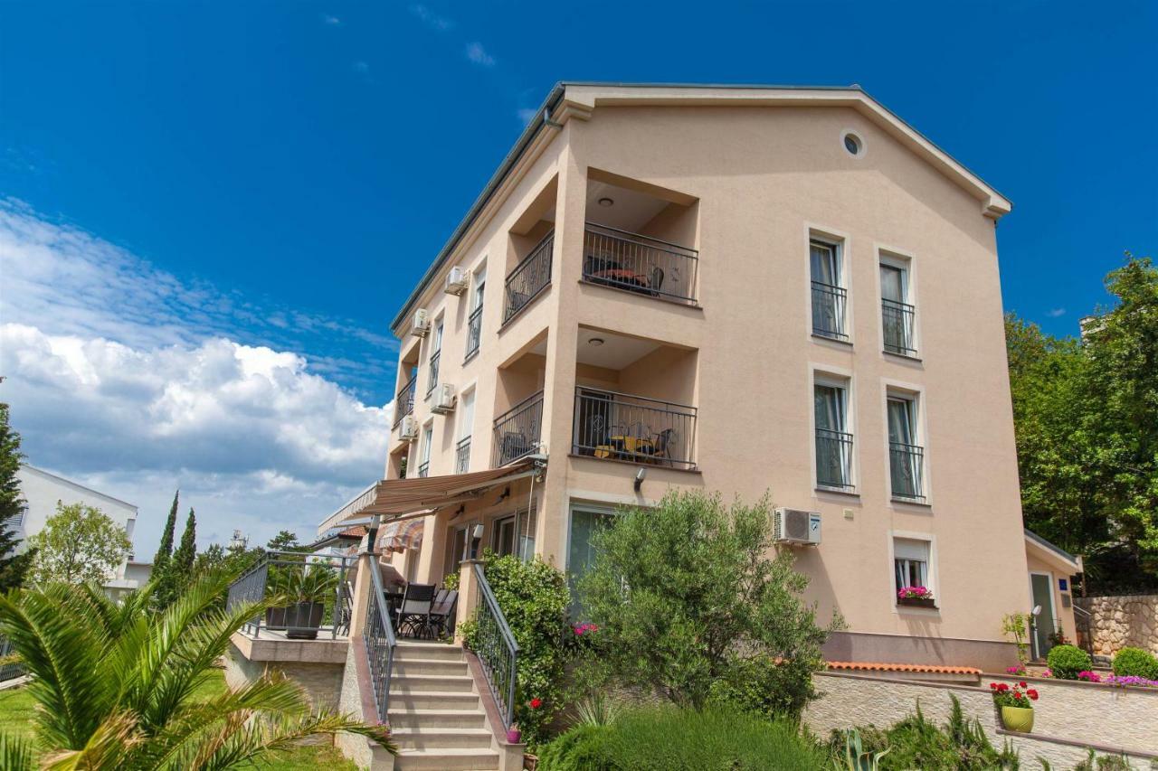 Appartement Bruno à Crikvenica Extérieur photo